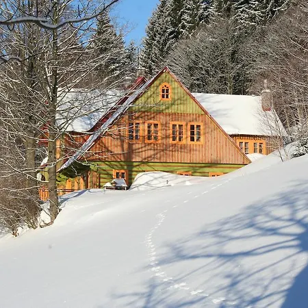 Guest house Pampeliska 2*